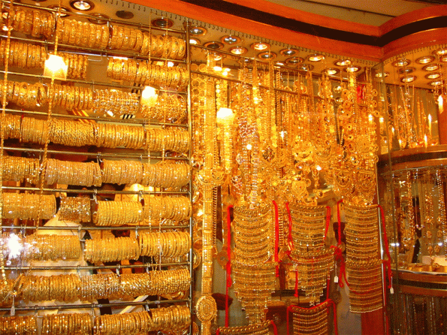 gold-products-in-gold-souk-dubai